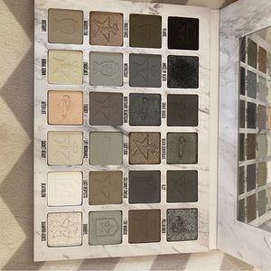 Jeffree Star Eyeshadow Palette